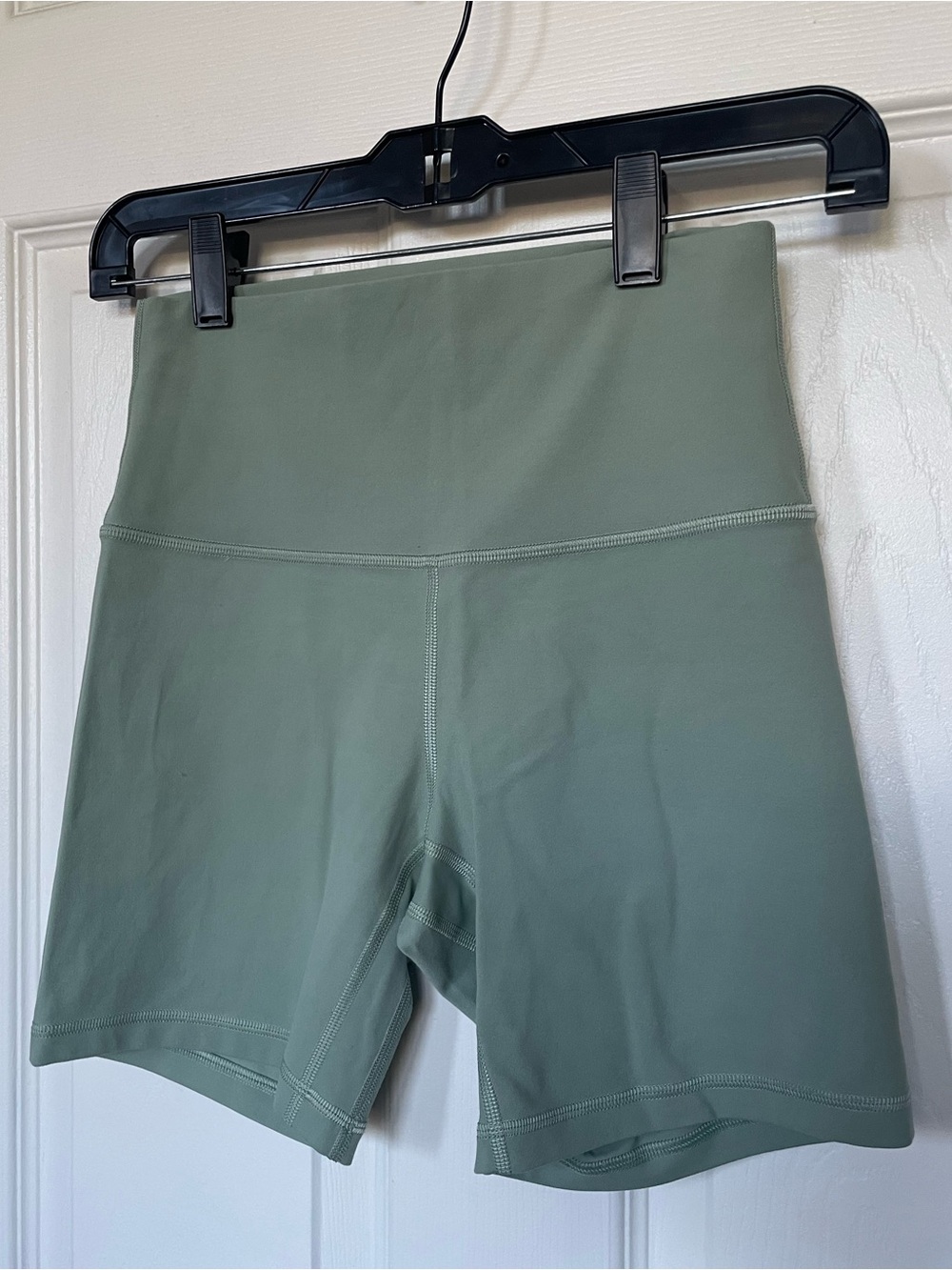 lululemon athletica High-Rise Workout Shorts in Tidewater Teal